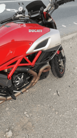 
										2012 Ducati Diavel full									